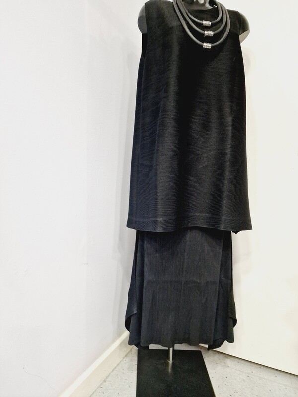 ALQUEMA SOFT DRAPE SKIRT