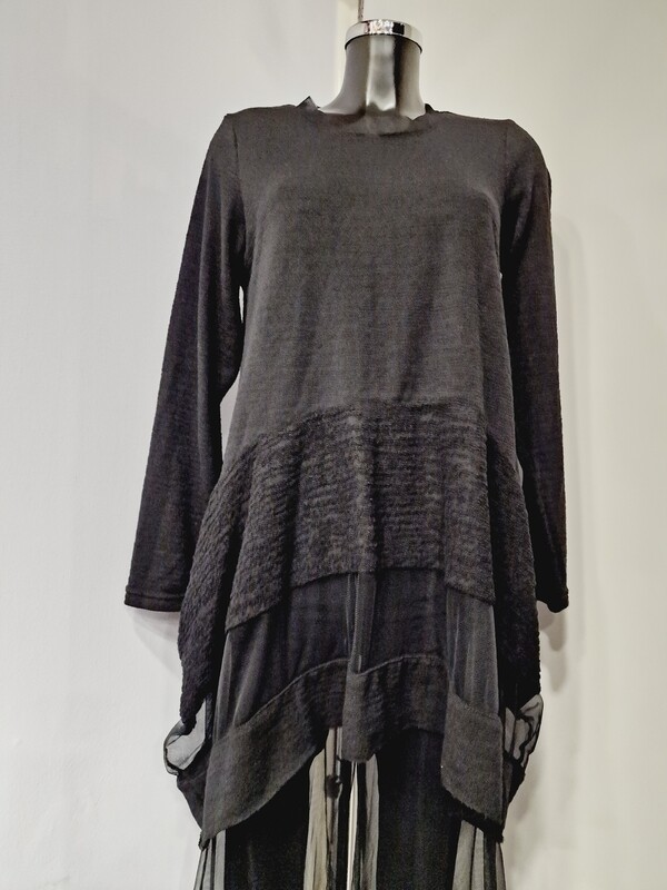 LUUKAA LONG TUNIC TOP