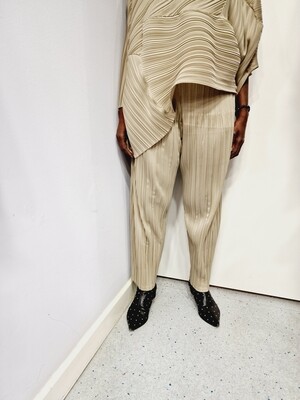NU PLEATED TROUSERS