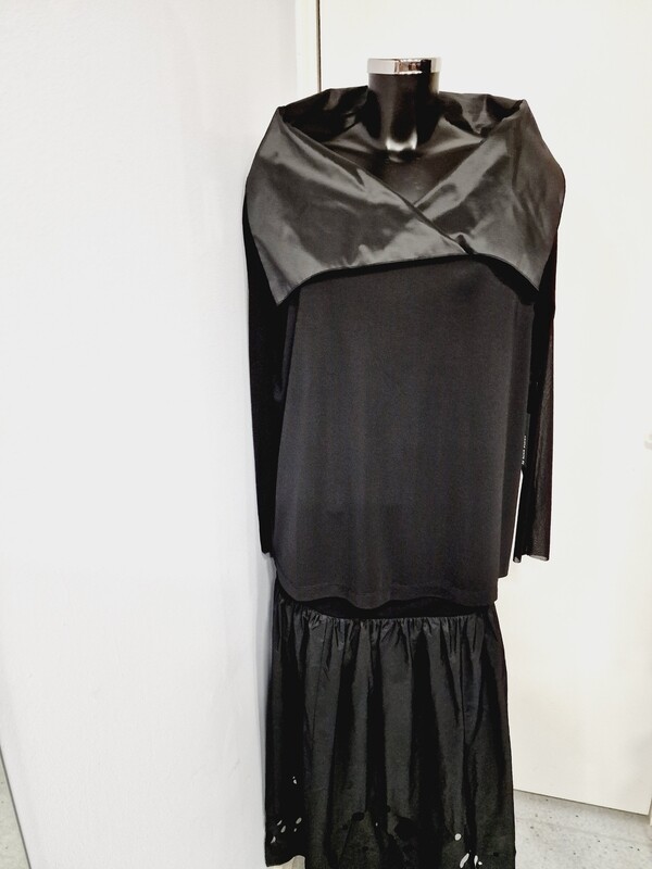 XENIA DESIGN SHIRT NAMA