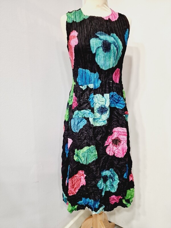 ALQUEMA SLEEVELESS SMASH DRESS BLACK-VALLEY