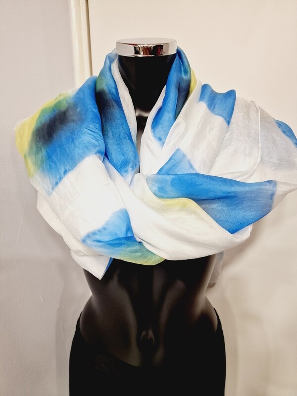 PRIVATSACHEN FLORAL SILK SCARF