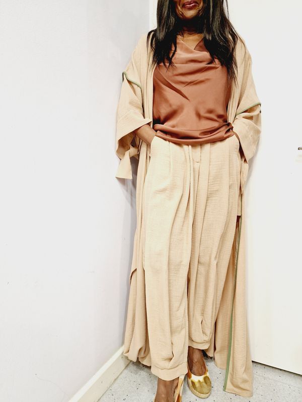 CARACLAN BEIGE TROUSERS