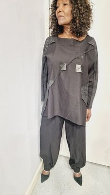 CARACLAN CACOON STYLE TROUSERS