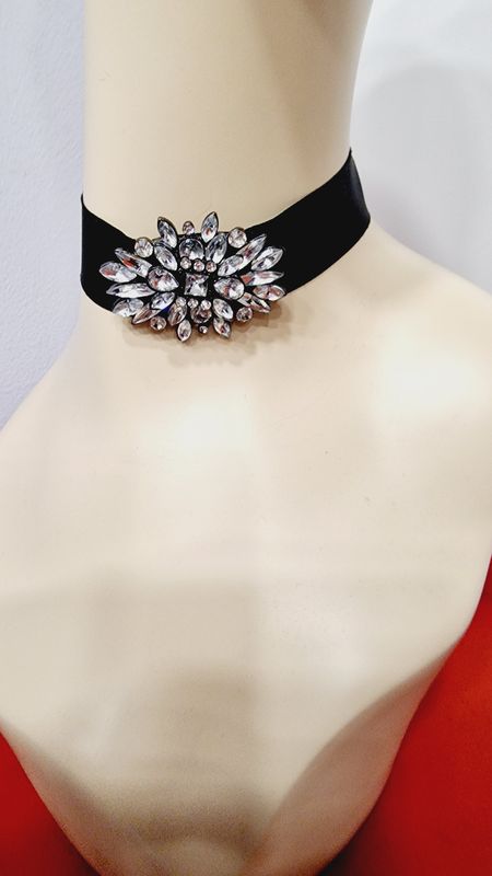 BLACK SATIN CHOCKER WITH EMBELLISHED FRONT