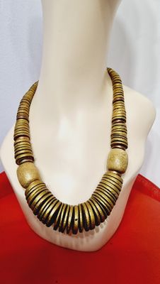 BRONZE CHUNKY NECKLACE