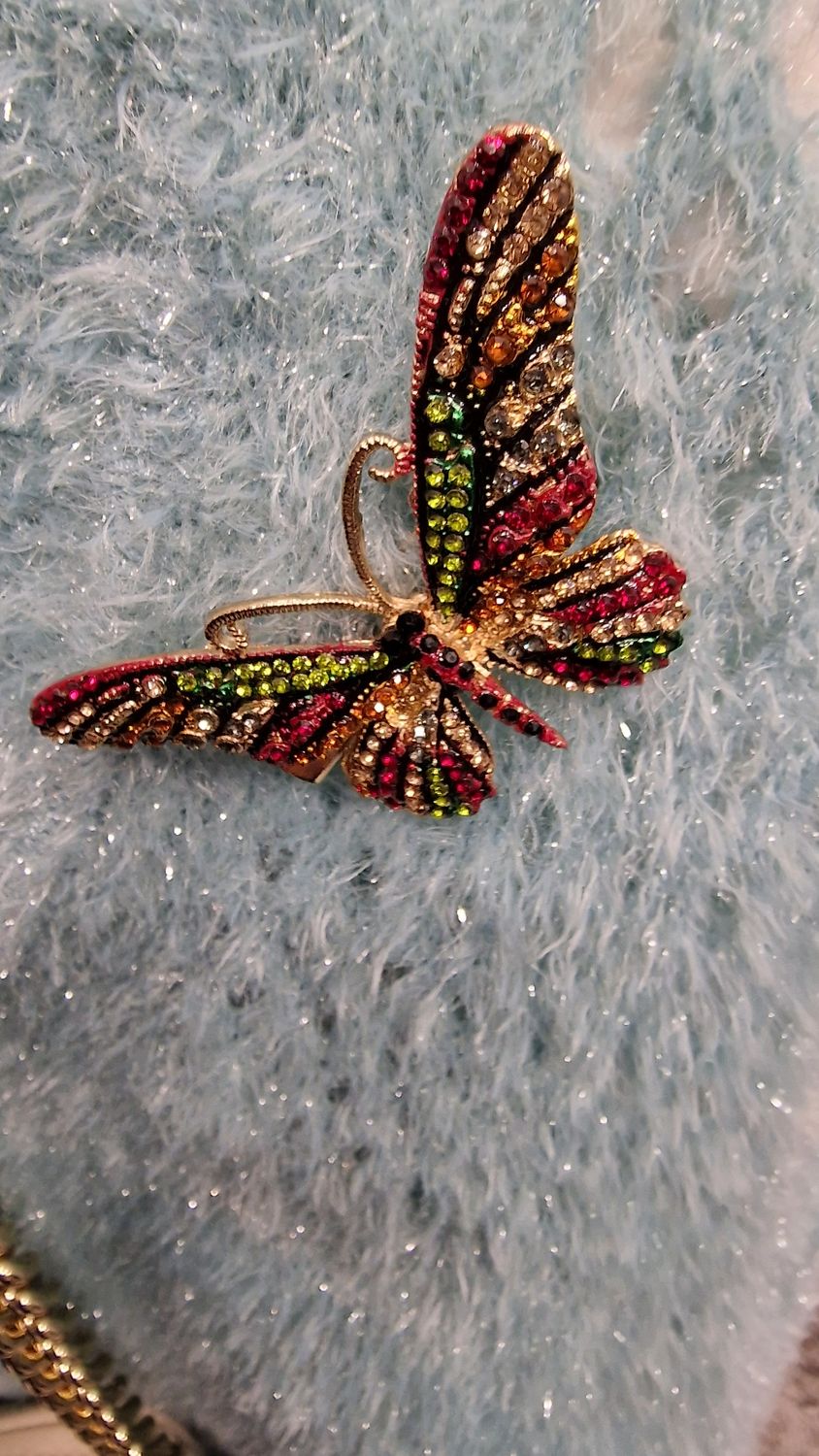 MULTI COLOUR RHINESTONES BUTTERFLY ? BROOCH