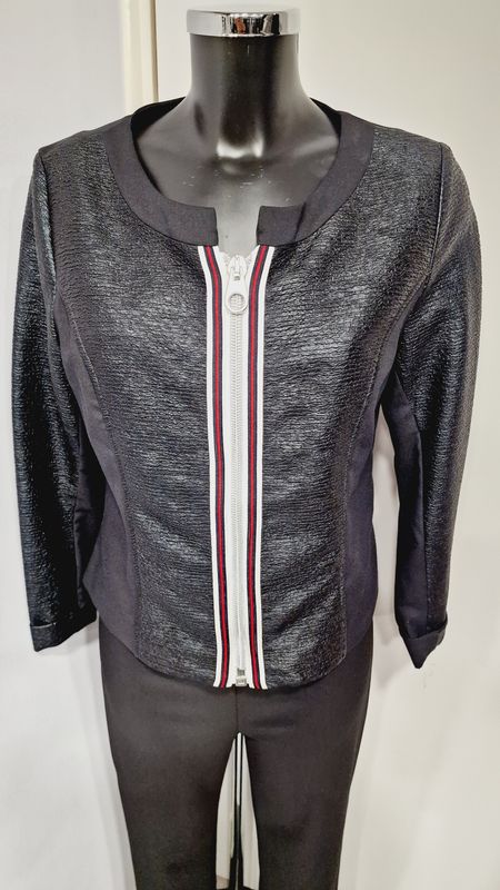 BLEU BLANC ROUGE SHORT JACKET