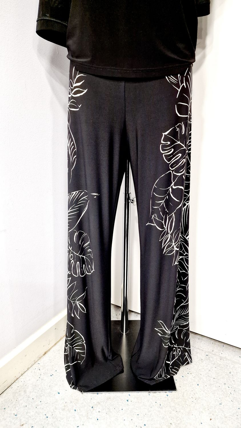 JOSEPH RIBKOFF SOFT DRAPE TROUSERS