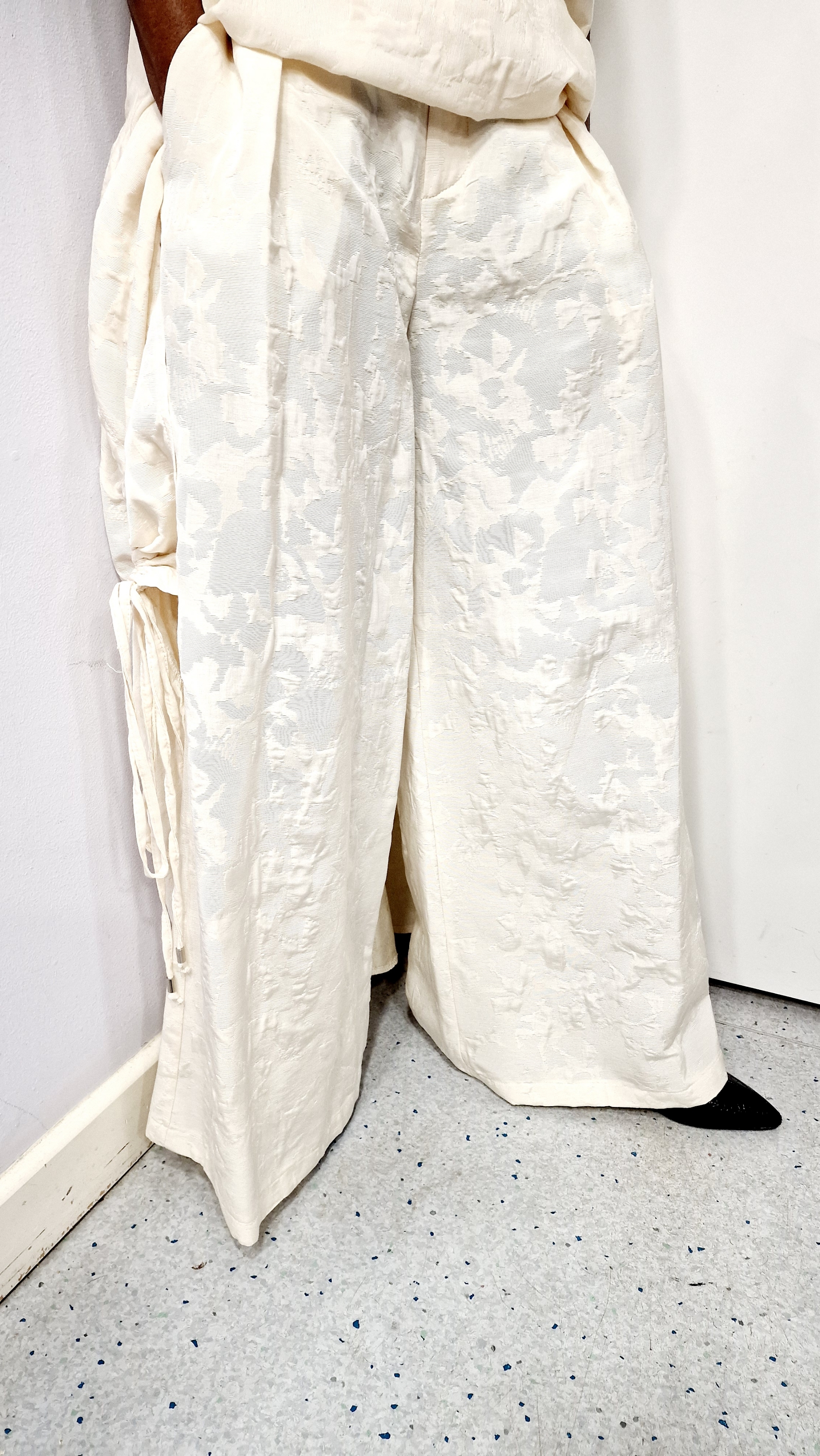 LA HAINE INSIDE US WIDE LEG TROUSERS-ECRU