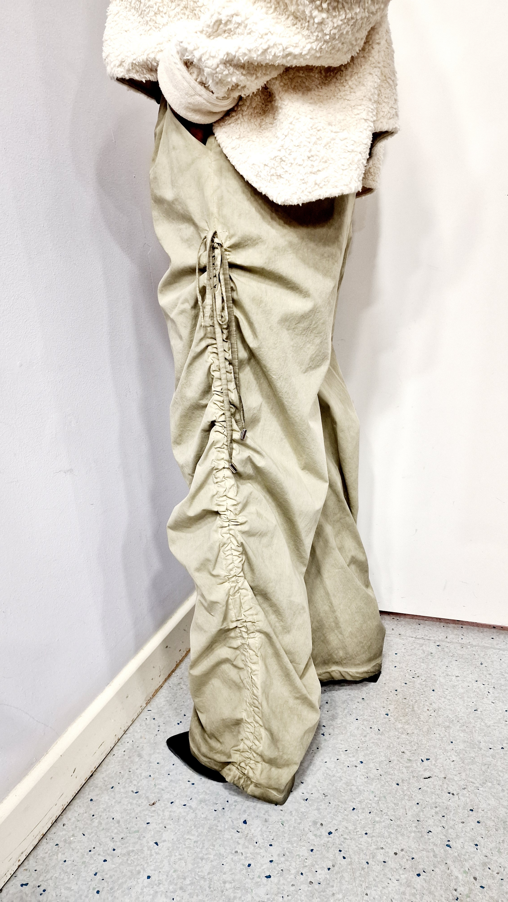 LA HAINE INSIDE US COMBACT STYLE TROUSERS-KHAKY