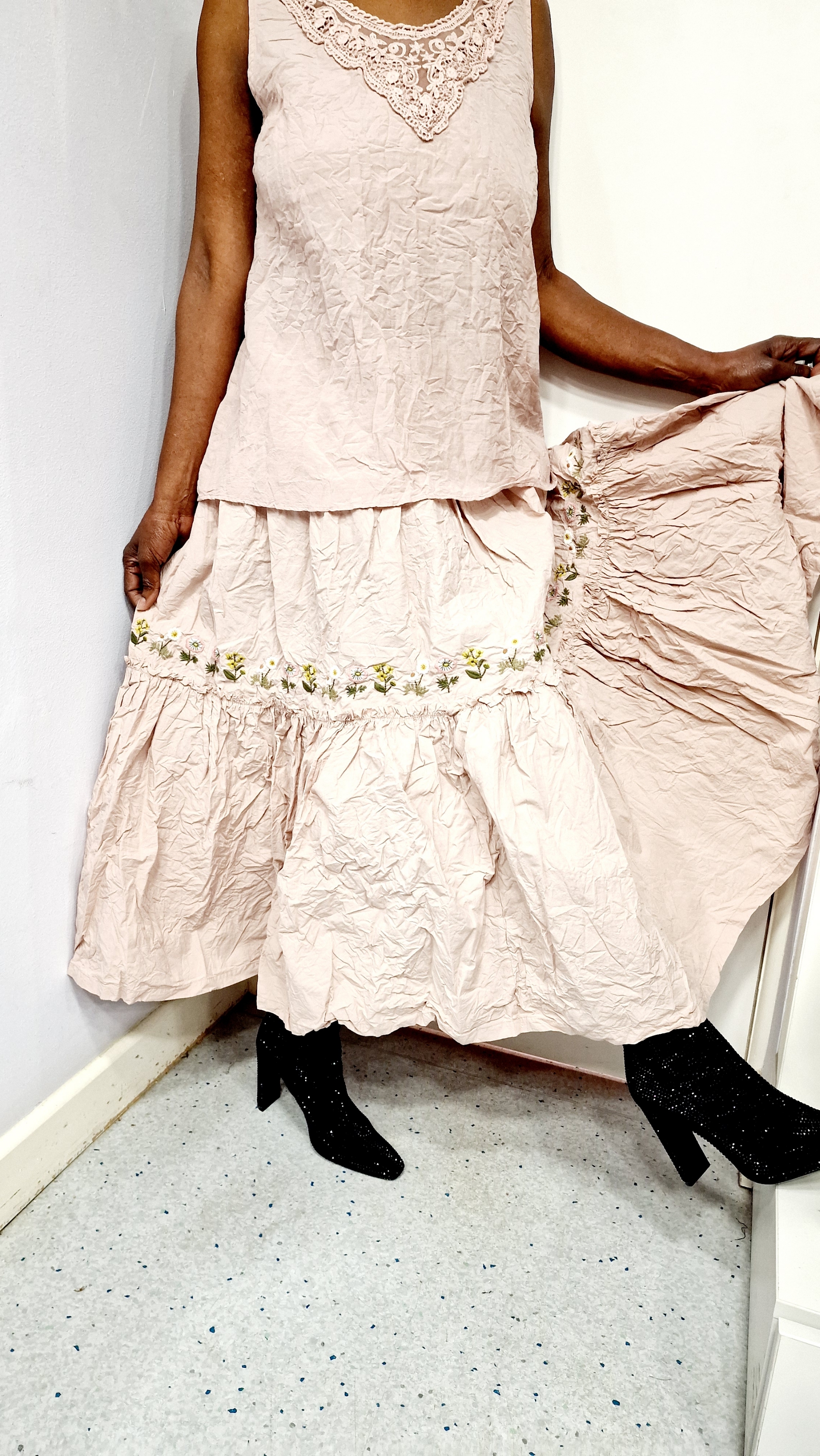 EWAIWALLA PALE MAUVE SKIRT-LAURA