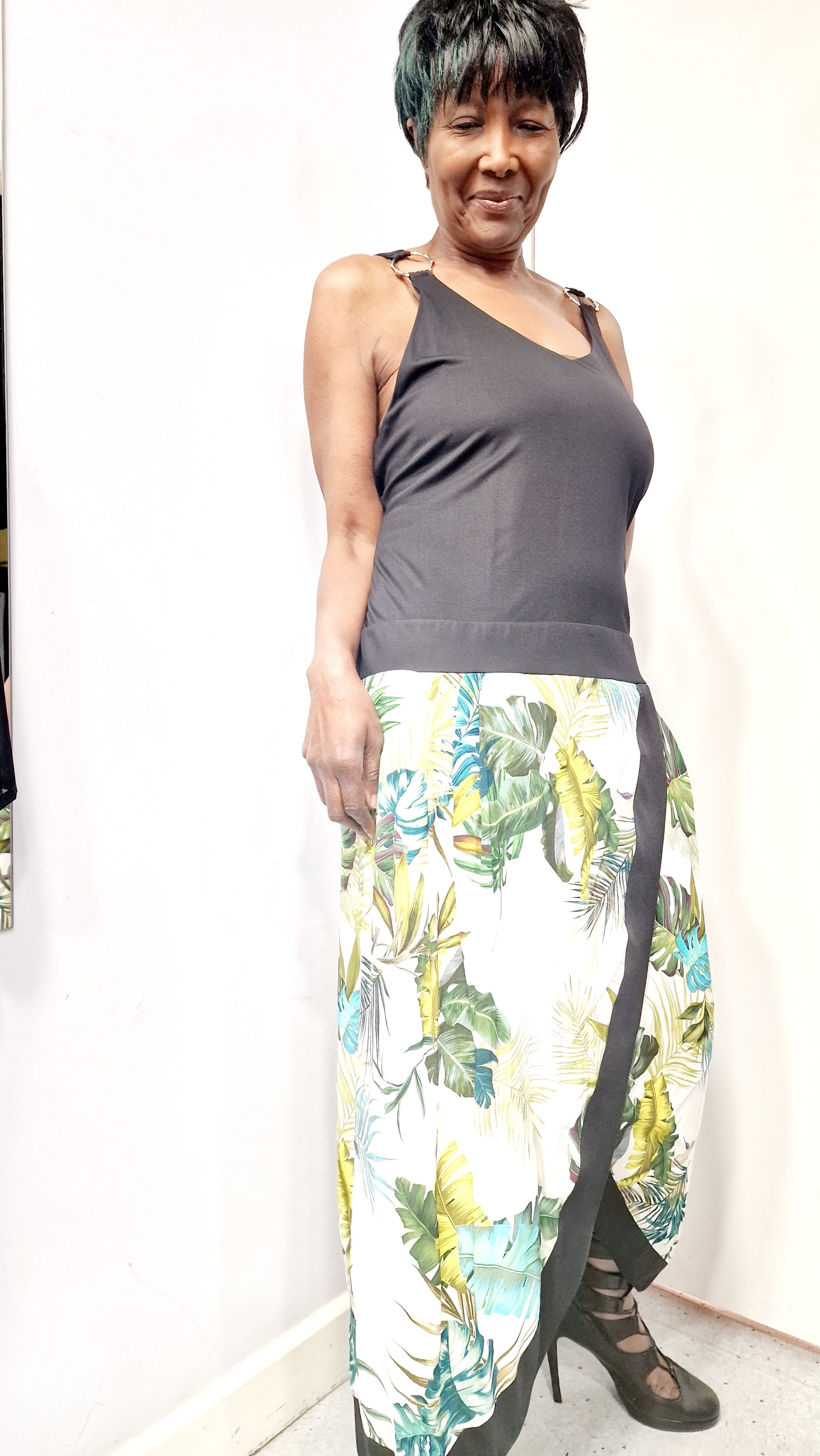 BLEU BLANC ROUGE DRESS-BLACK/GREEN PRINT