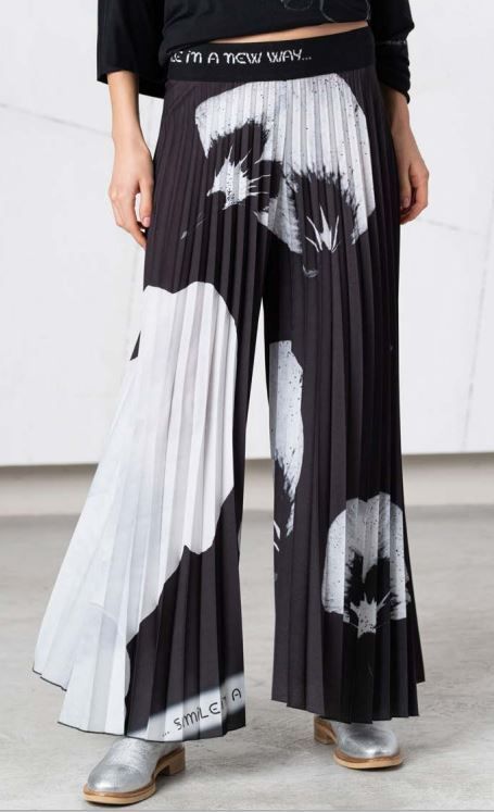 ELISA CAVALETTI PLEATED TROUSERS-BLACK/OFF-WHITE