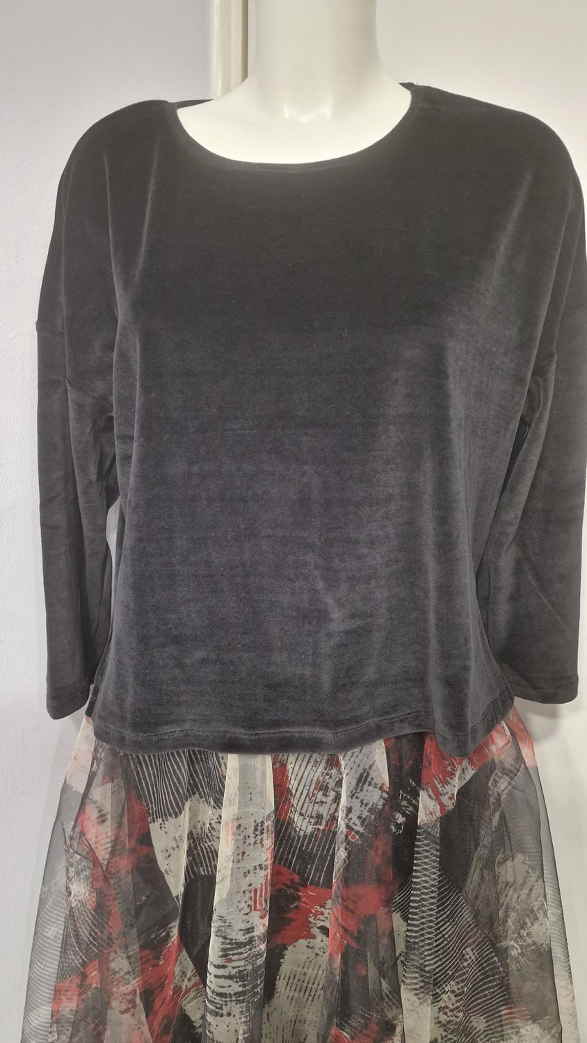 LUUKAA VELVET BLACK TOP LANA
