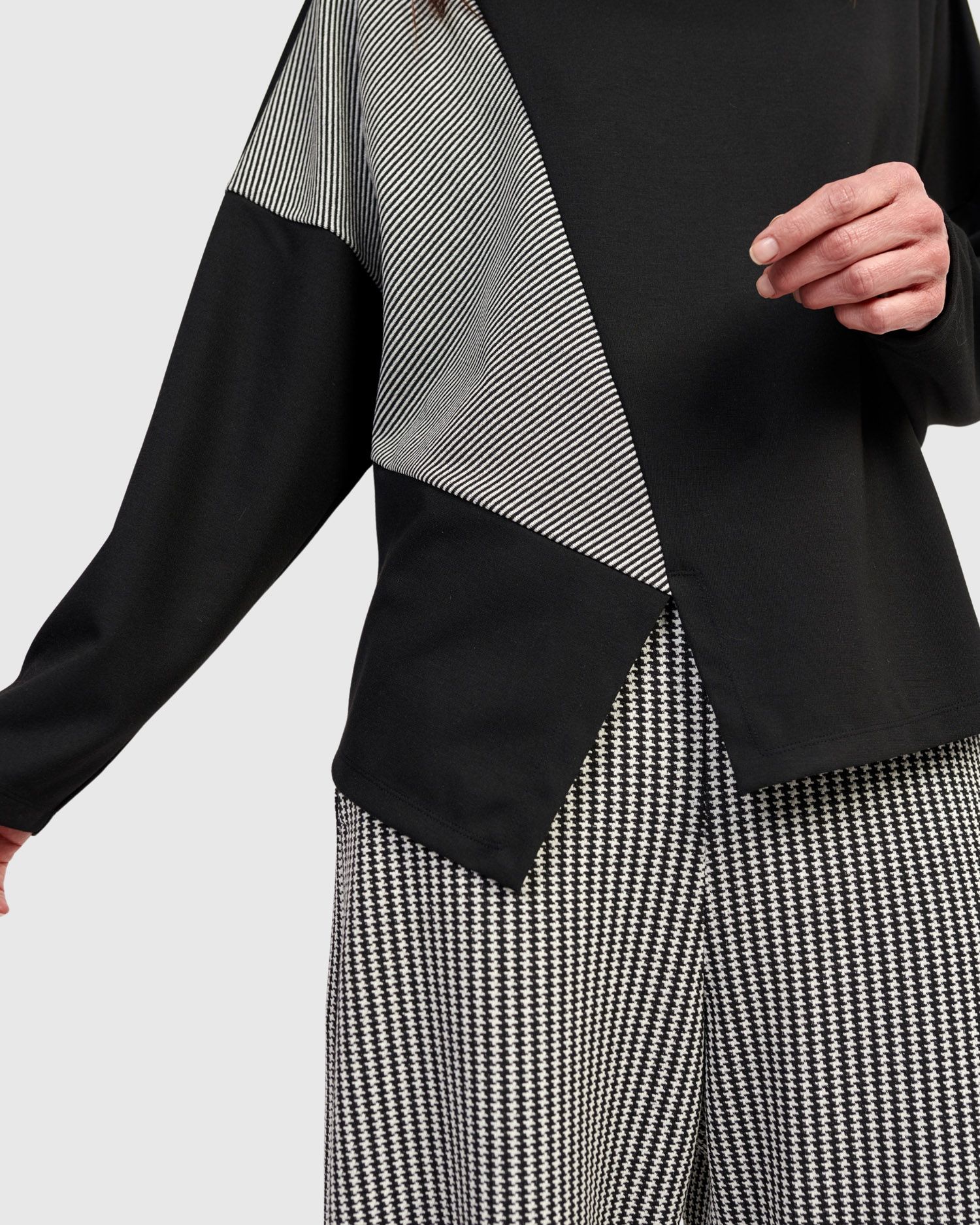 ALEMBIKA OVERSIZED TUNIC TOP