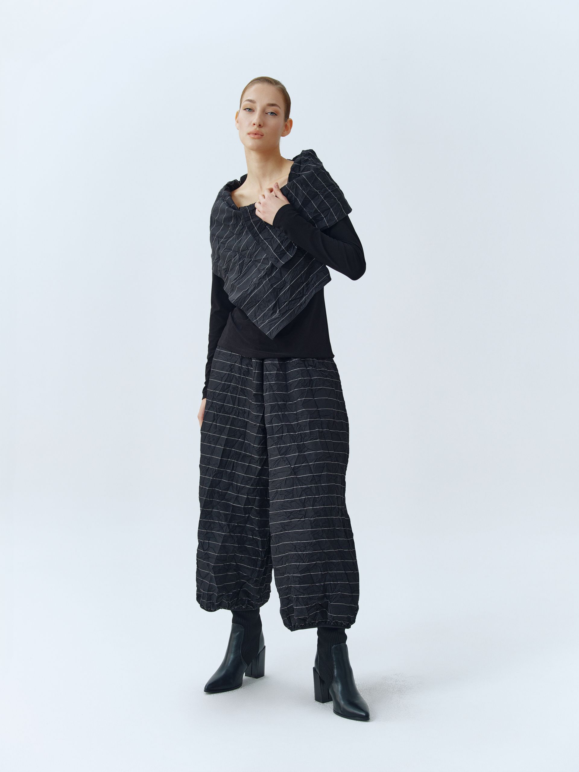 IGOR TROUSERS ZEN-BLACK STRIPE