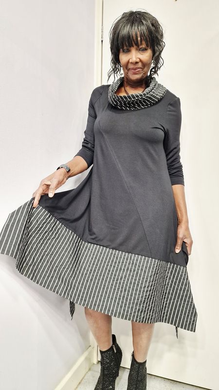 KAMUFLAGE DRESS - BLACK/STRIPES