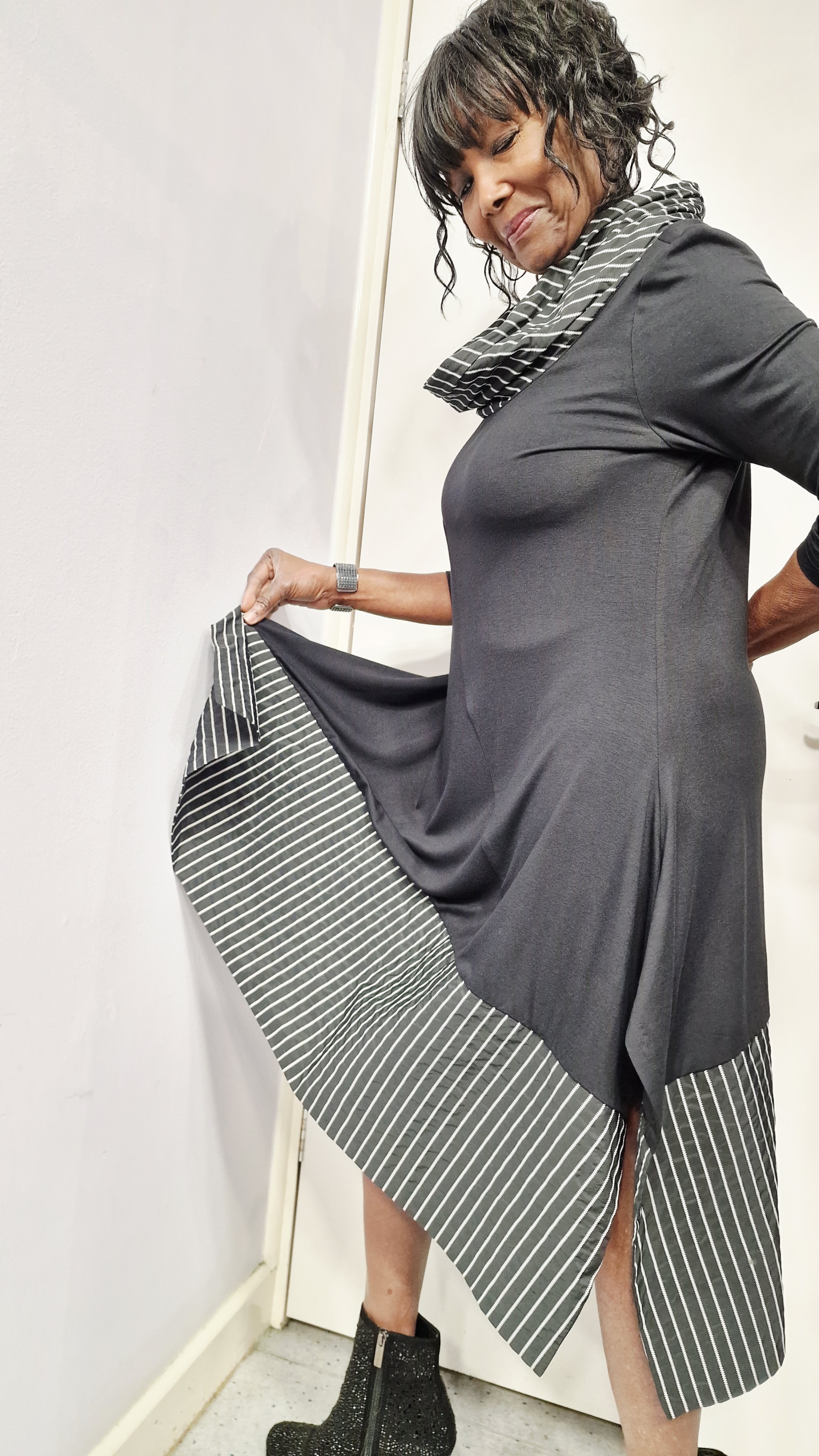 KAMUFLAGE DRESS - BLACK/STRIPES