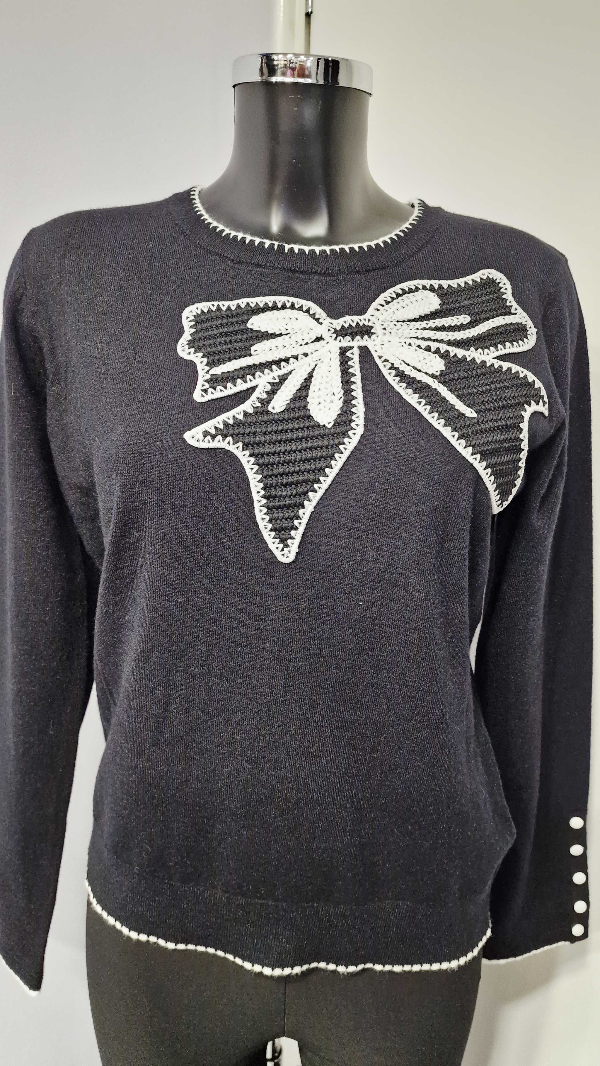 LEO&UGO JUMPER WITH BOW EMBELLISHMENT