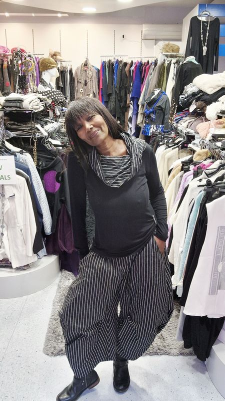 KAMUFLAGE TOP-BLACK/STRIPED COLLAR