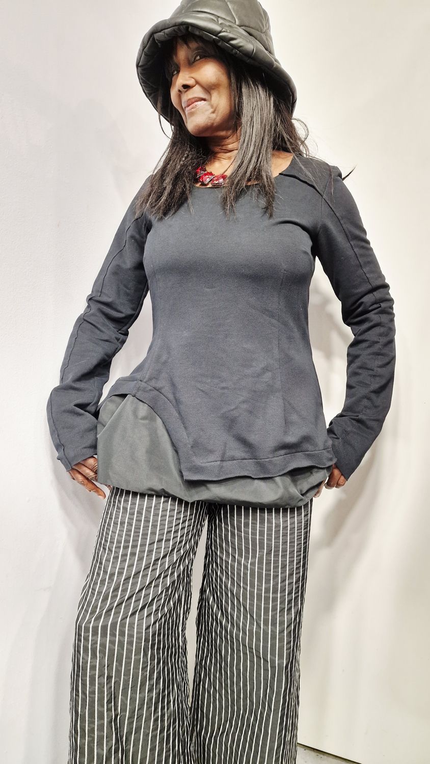 KAMUFLAGE BLACK TOP WITH TRIMMINGS KAMUFLAGE BLACK TOP WITH TRIMMINGS