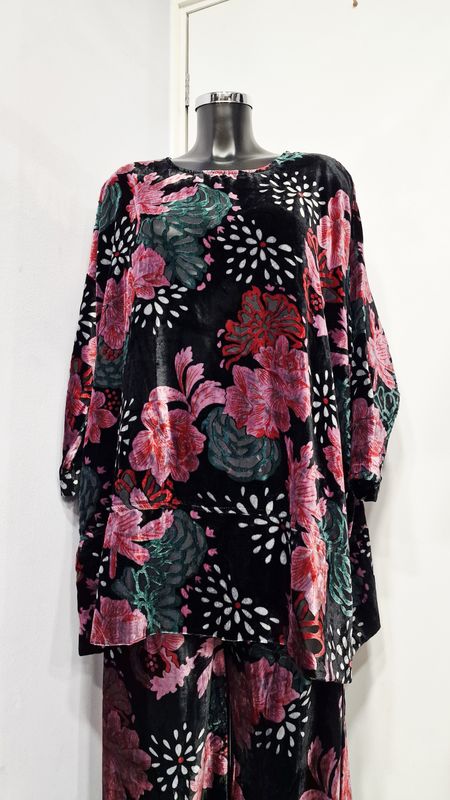 THANNY SILK/VELVET OVERSIZED TUNIC-FLOWERS PRINT