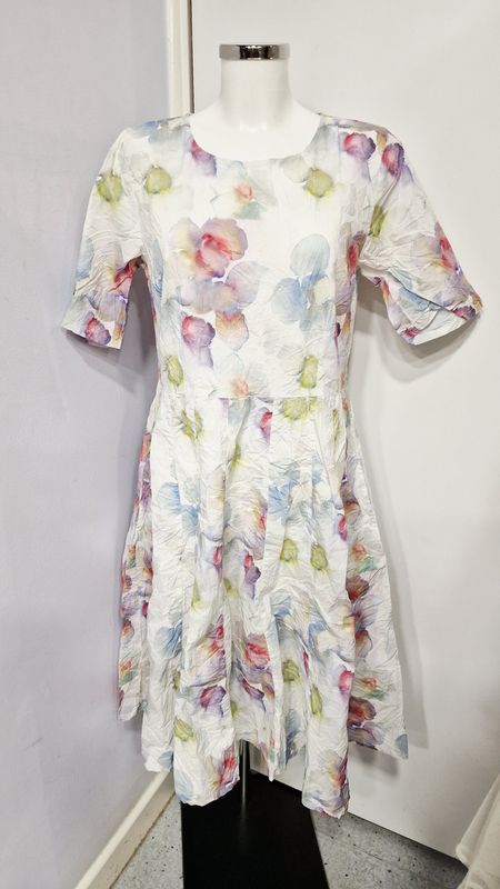 EWAIWALLA FLORAL DRESS-SIA