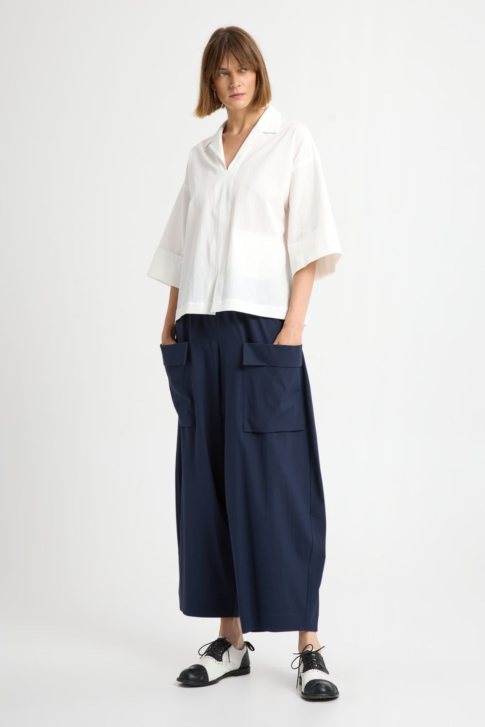 ISIK OZGUR TULIP STYLE TROUSERS-NAVY