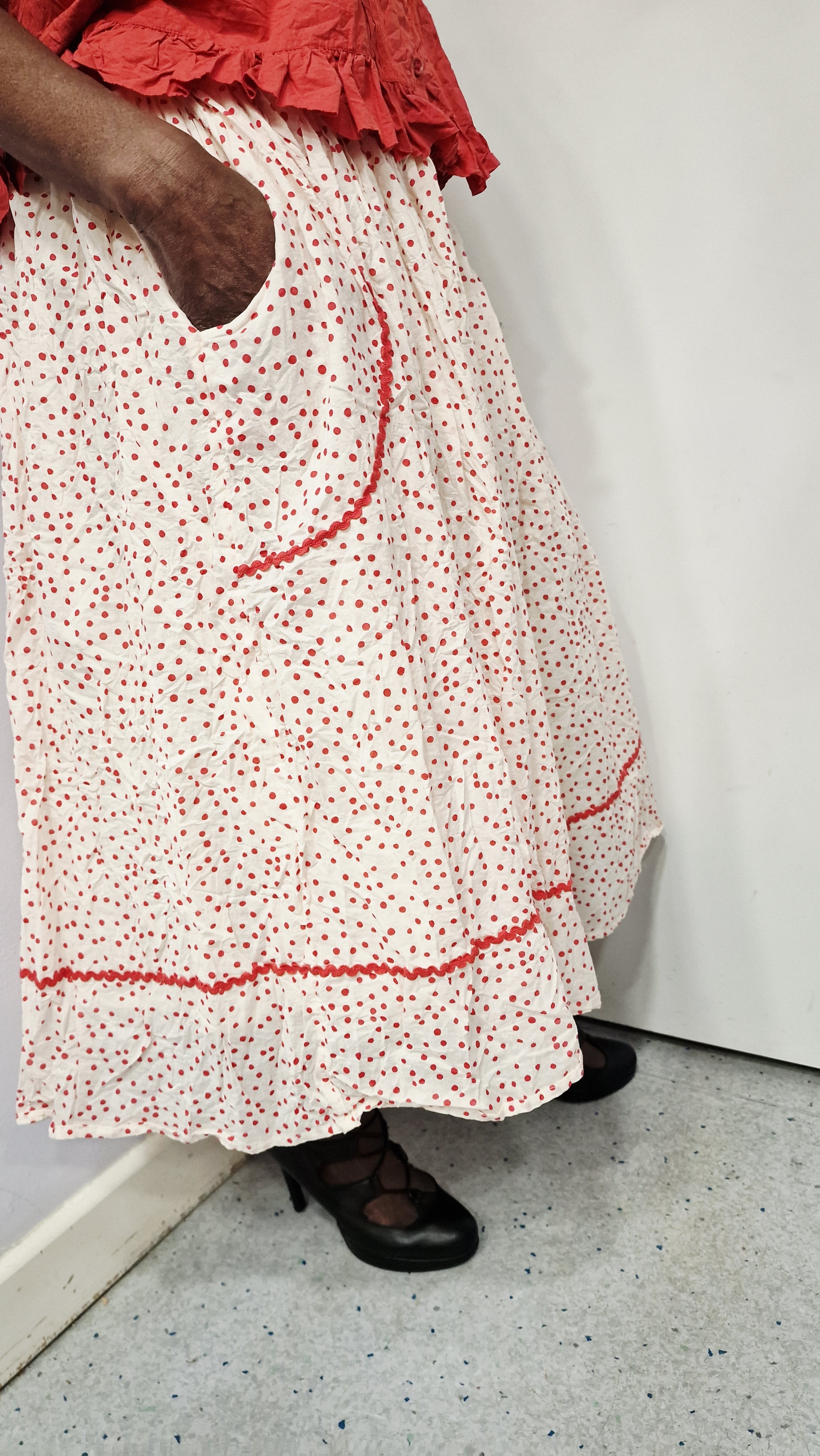 EWAIWALLA SKIRT-IDA-MARIE-RED DOTS