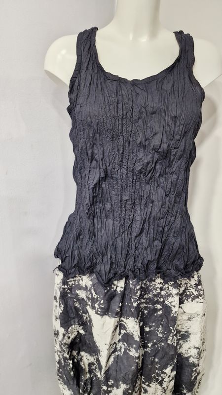 PRIVATSACHEN CRINKLE SLEEVELESS TOP-JUNGERALS