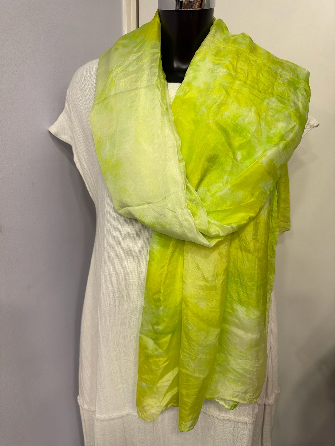 PRIVATSACHEN PRINTED SILK SCARF-KORNWHEIHE
