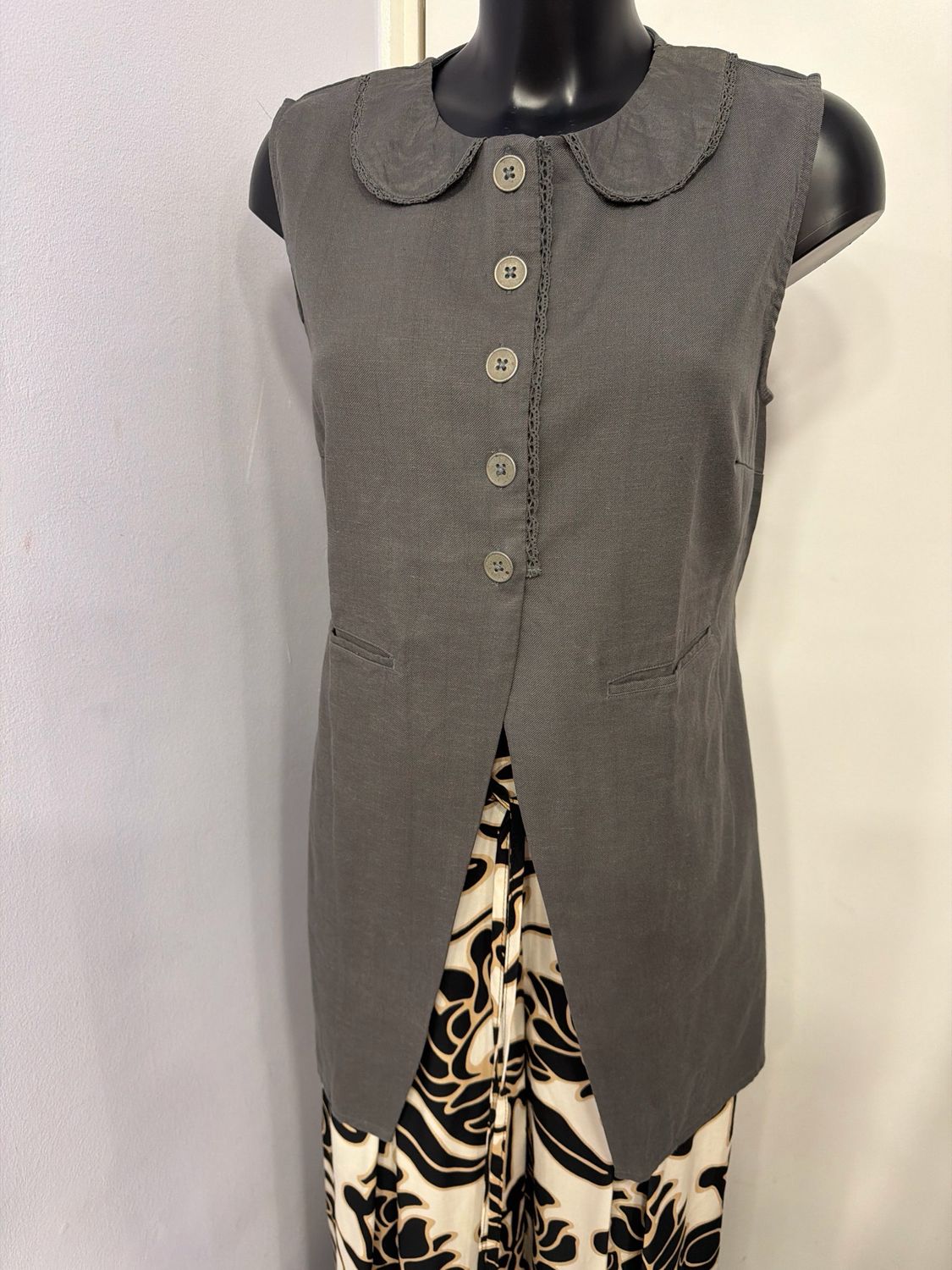 EWAIWALLA GILET-ANISA-GREY EWAIWALLA GILET-ANISA-GREY