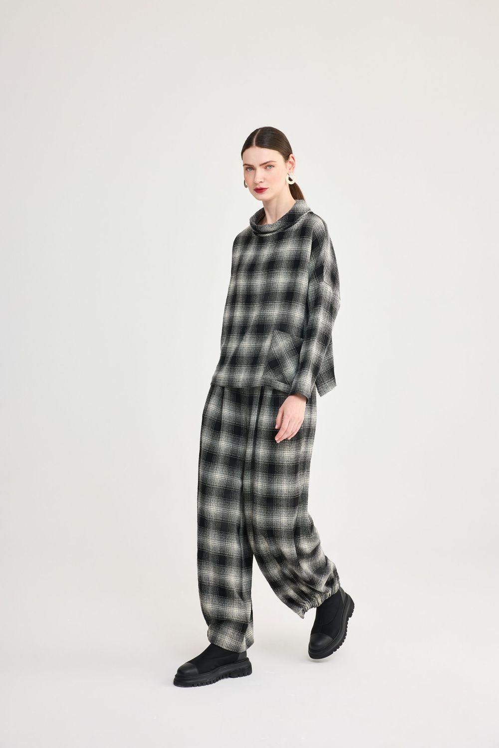 LUUKAA MIA WOVEN TROUSERS-ECRU PLAID LUUKAA MIA WOVEN TROUSERS-ECRU PLAID
