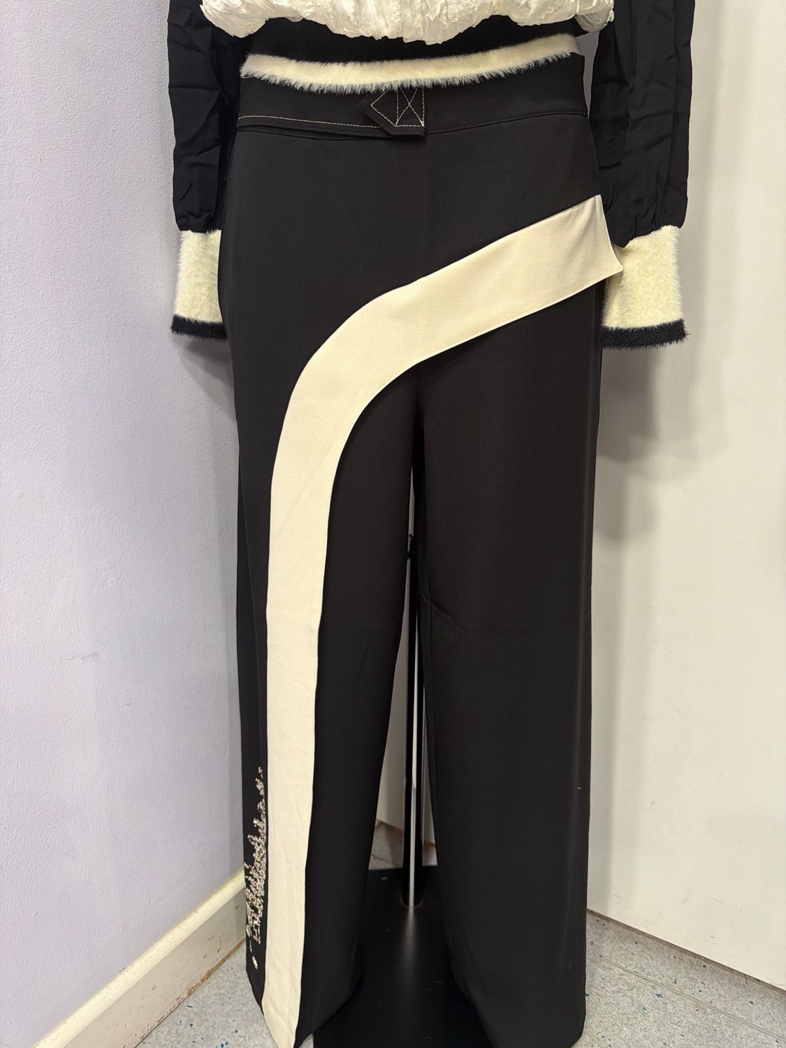 ELISA CAVALETTI TROUSERS-BLACK/IVORY