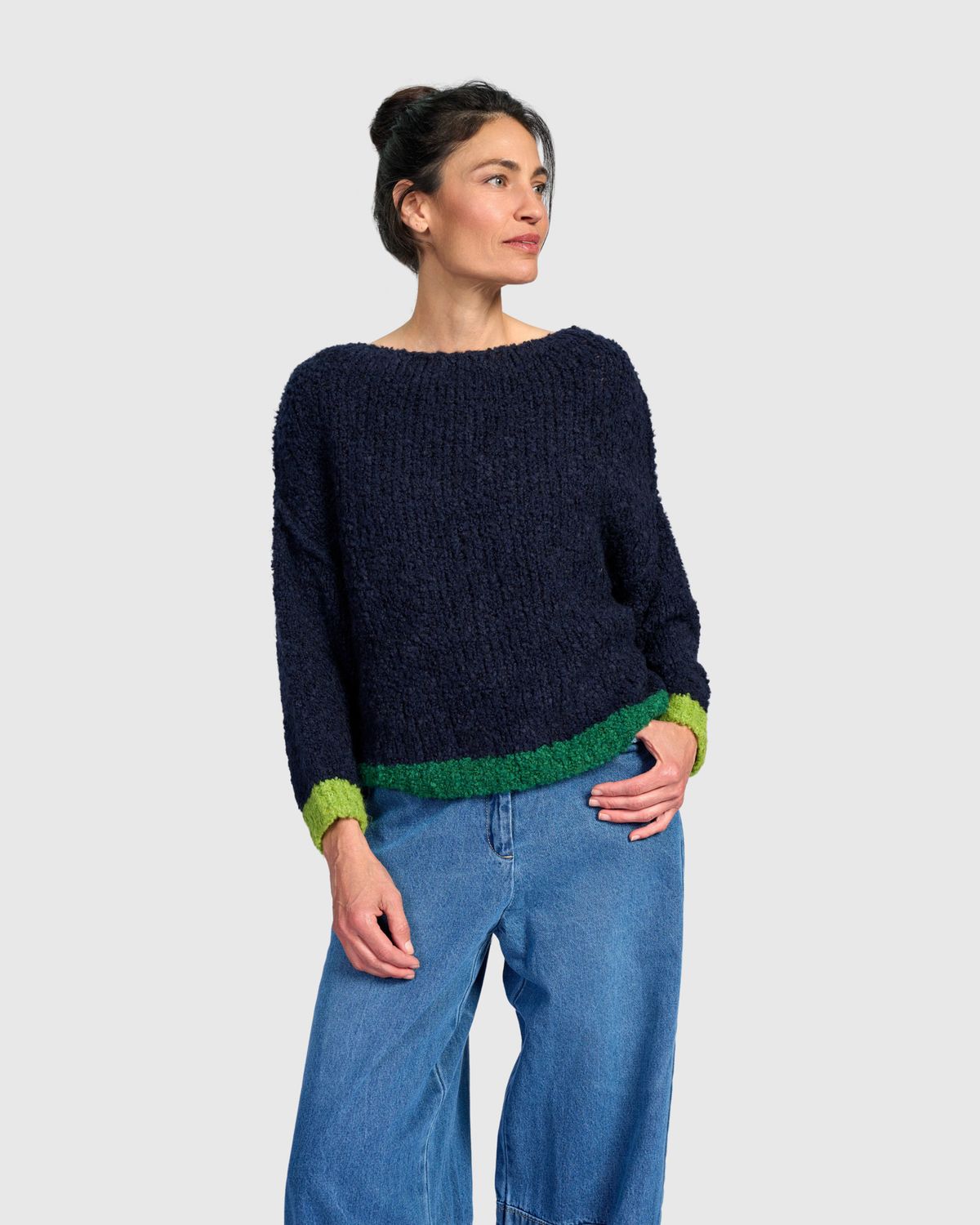 ALEMBIKA NAVY SWEATER ALEMBIKA NAVY SWEATER