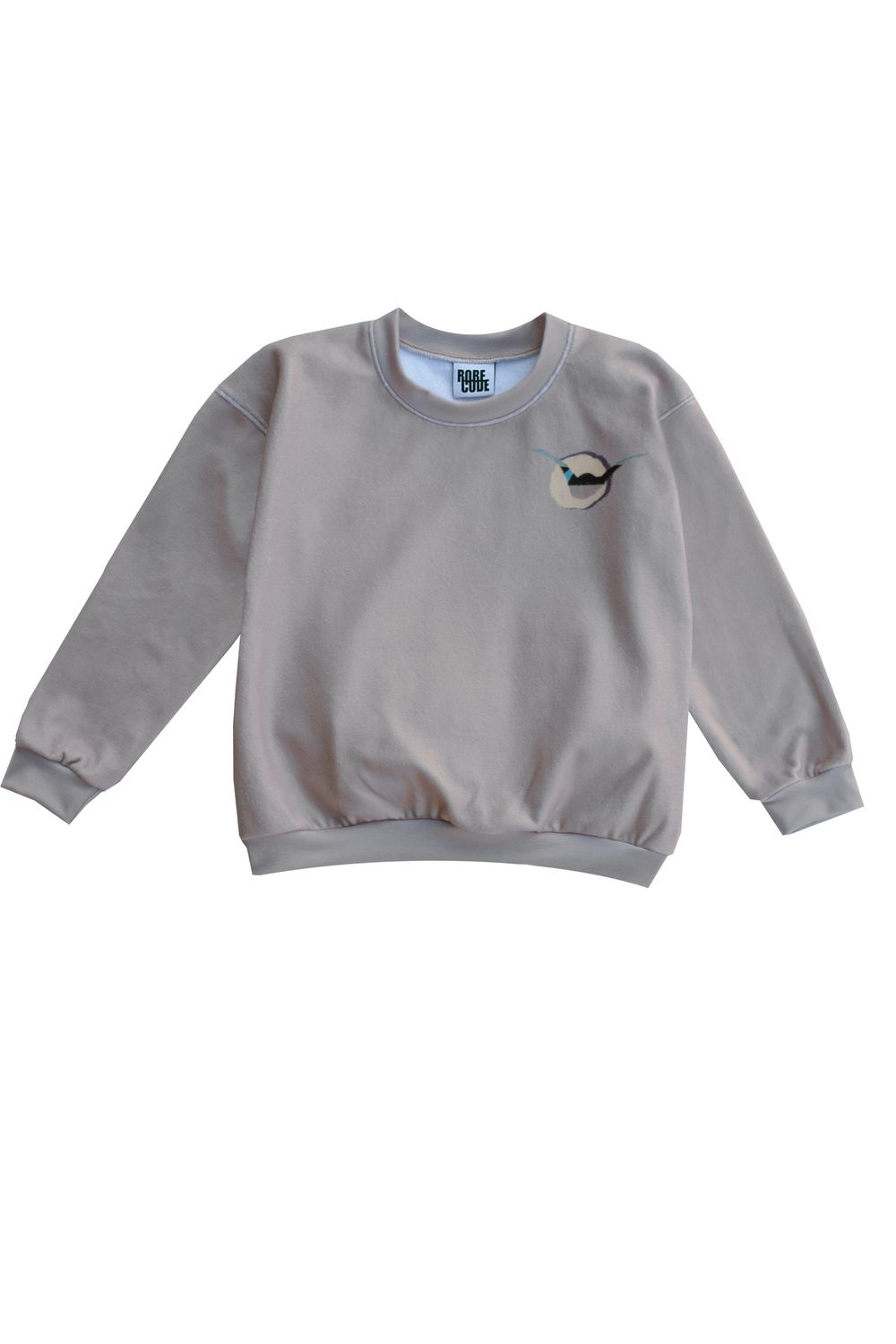 RobeCode beiger, kastiger Kinder-Fleece-Sweater und coolem Rückenmotiv mit Vogel-Illustration
