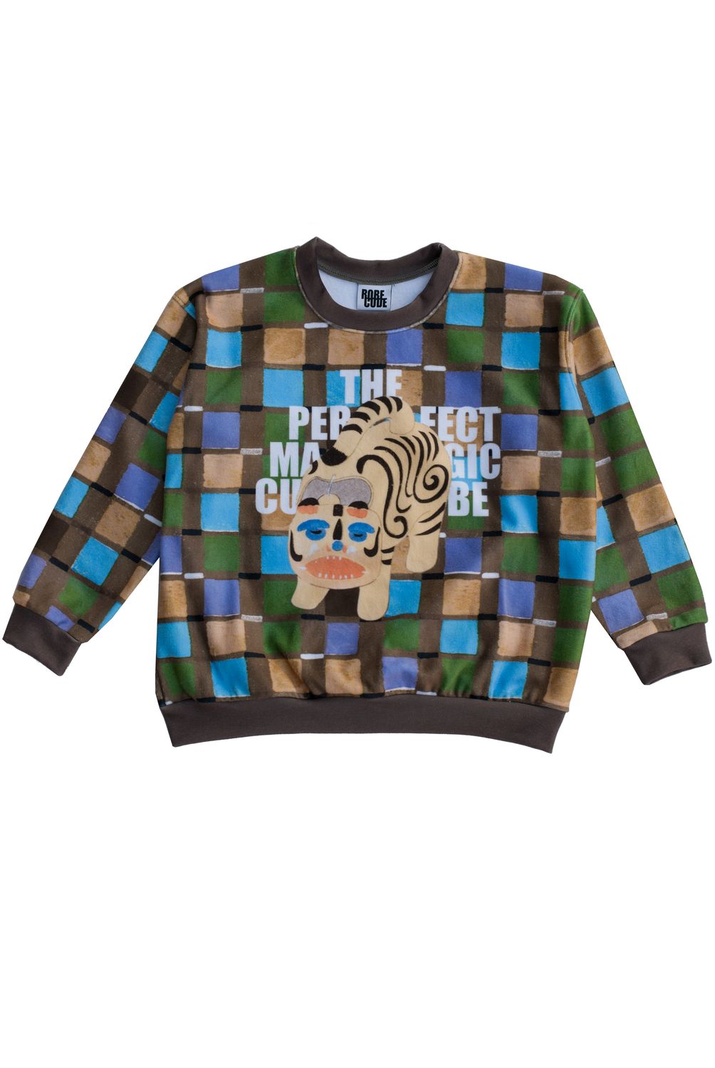 RobeCode brauner, kuscheliger, bunt-karierter Fleecesweater mit Tiger Front-Print und Schriftzug
