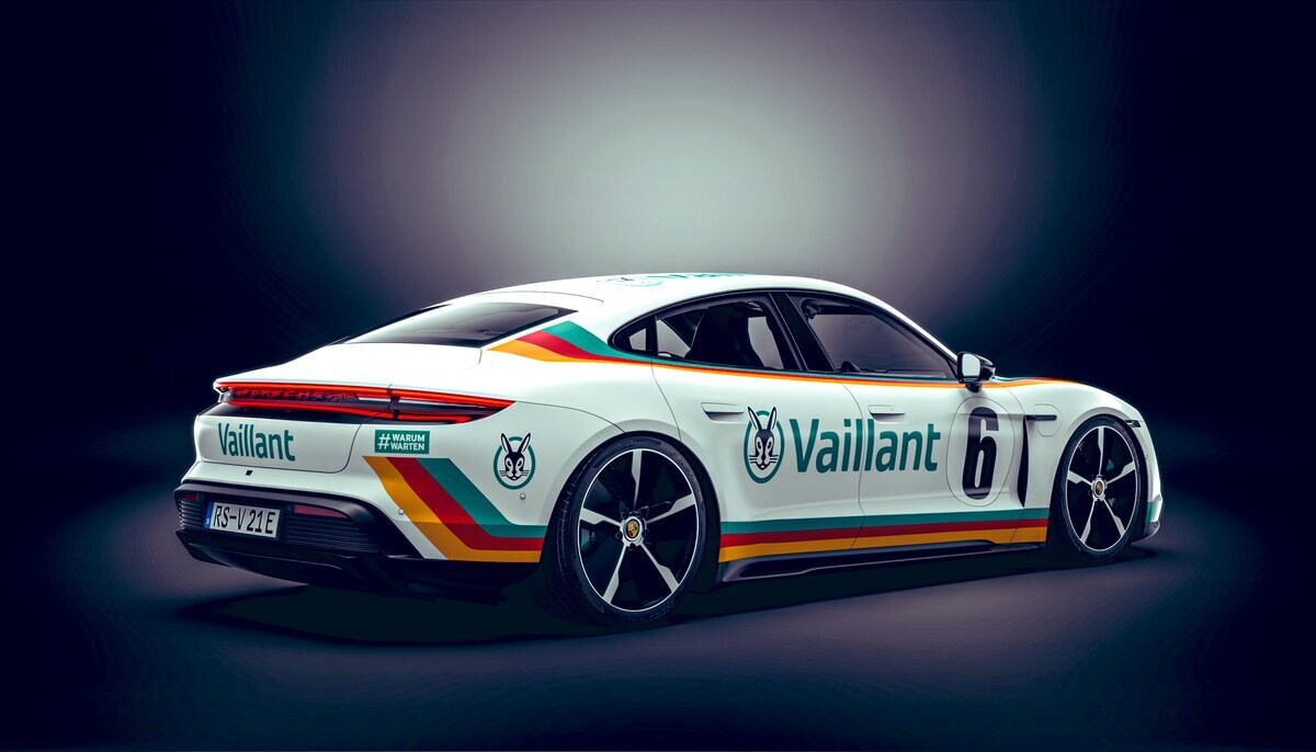 1:87 Schuco - Porsche Taycan Turbo S "Vaillant" white #6