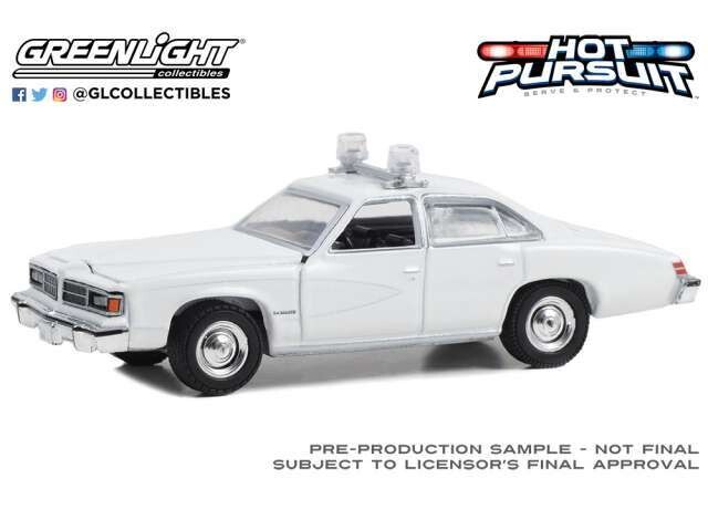 1:64 Greenlight - 1976-77 Pontiac LeMans Enforcer, white