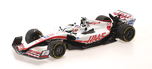 1:18 Minichamps - HAAS F1 TEAM VF-22 – KEVIN MAGNUSSEN – BRITISH GP 2022