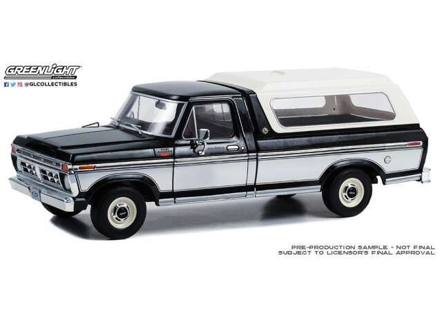 1:18 Greenlight - 1977 Ford F-100 XLT Ranger, raven black and silver metallic Tu-Tone and Deluxe Box Cover 1:18 Greenlight - 1977 Ford F-100 XLT Ranger, raven black and silver metallic Tu-Tone and Deluxe Box Cover