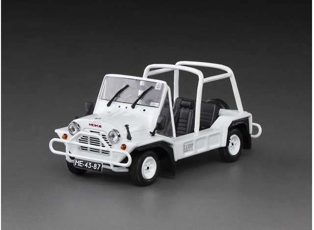 1:43 Vitesse - 1968 Austin Mini Moke Including 2 resin Figure's & Macau Street Sign 1:43 Vitesse - 1968 Austin Mini Moke Including 2 resin Figure's & Macau Street Sign