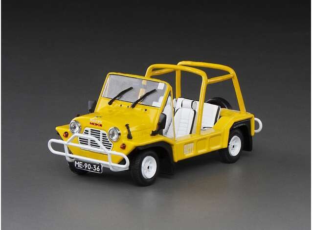 1:43 Vitesse - 1968 Austin Mini Moke Including 2 resin Figure's & Macau Street Sign 1:43 Vitesse - 1968 Austin Mini Moke Including 2 resin Figure's & Macau Street Sign