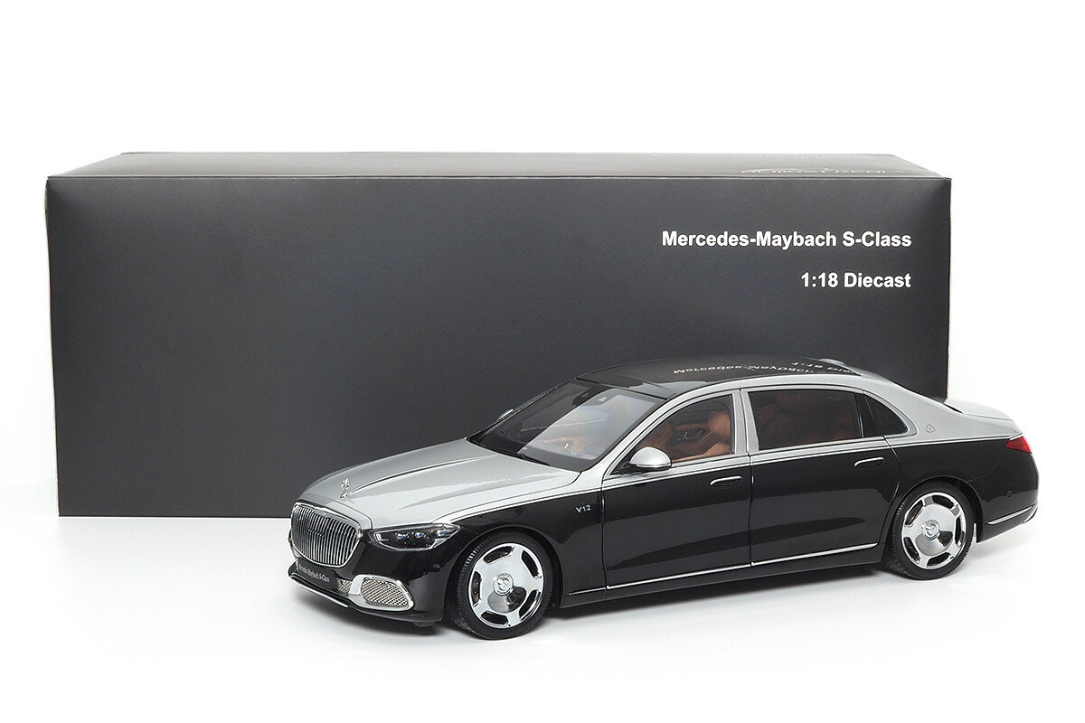 1:18 Almost Real - Mercedes-Maybach S-Class - 2021 - Hightech Silver/Obsidian Black