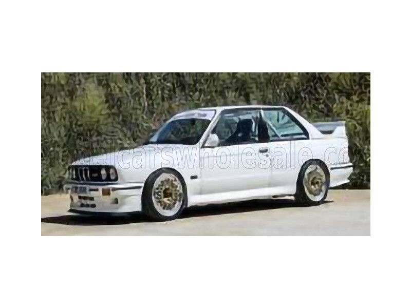 1:18 Solido - BMW 3 Series (E30) V1 Kit Version 1989 White