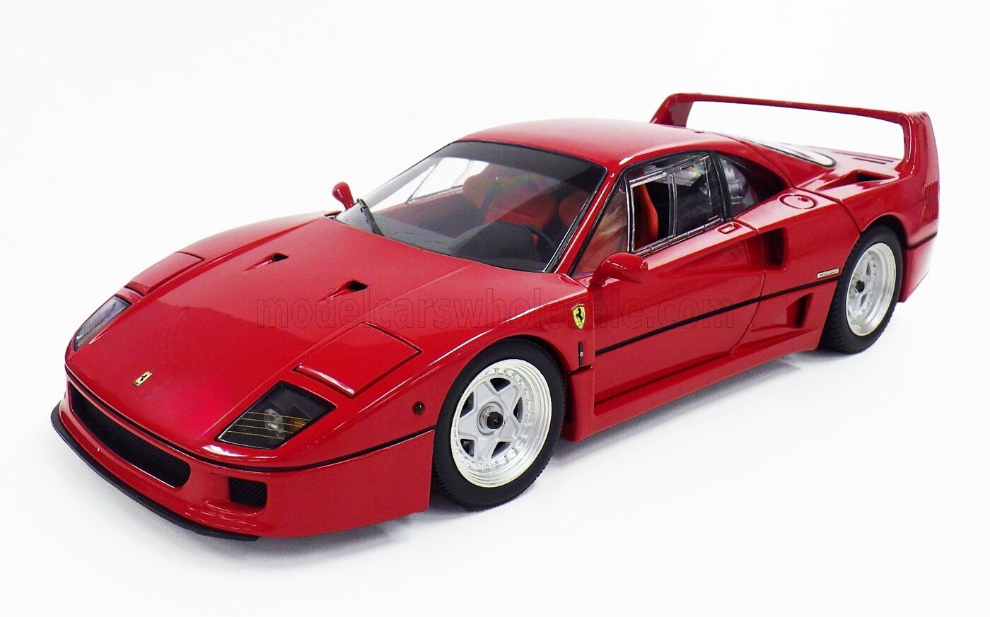 1:18 Kyosho - Ferrari F40 Red 1987 With Lexan Windows *Exclusiv Carmodel*