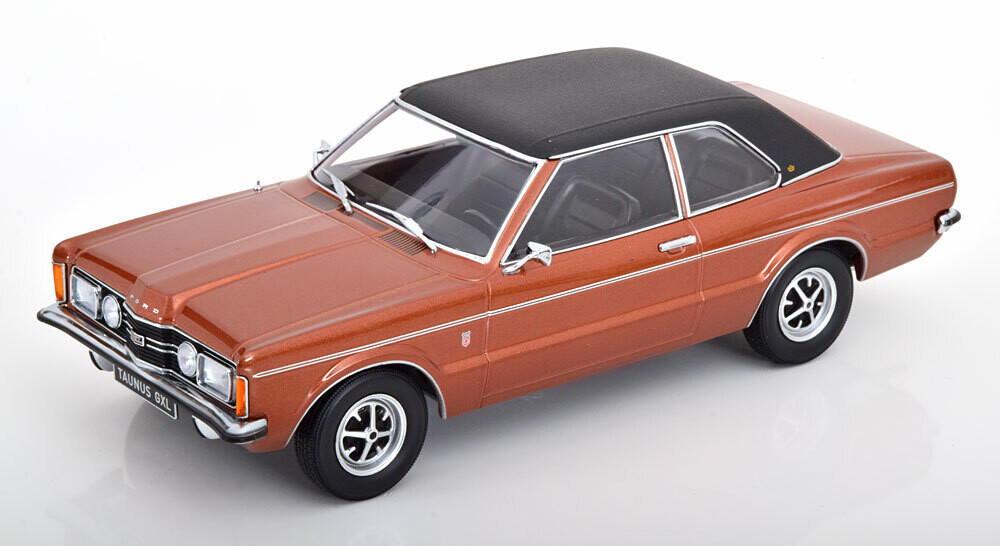 1:18 KK Scale - Ford Taunus GXL Limousine mit Vinyldach 1971 braunmetallic/mattschwarz