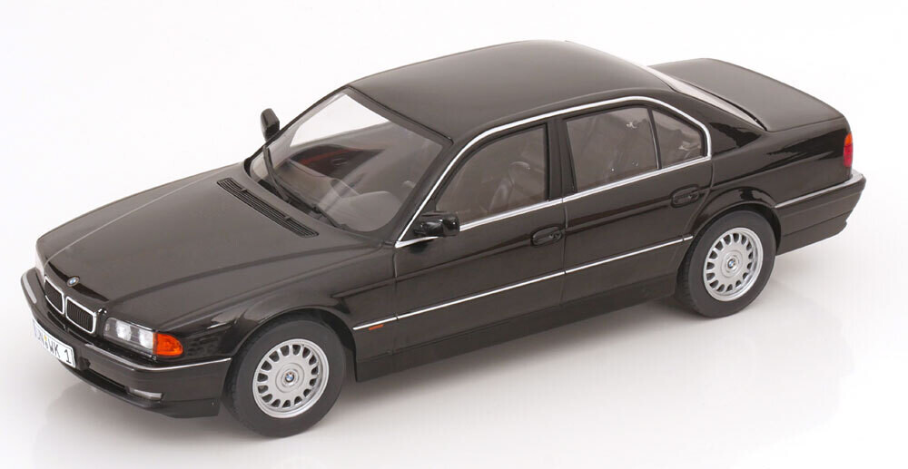 1:18 KK Scale - BMW 740i E38 1.Serie 1994 schwarzmetallic *Reproduktion*