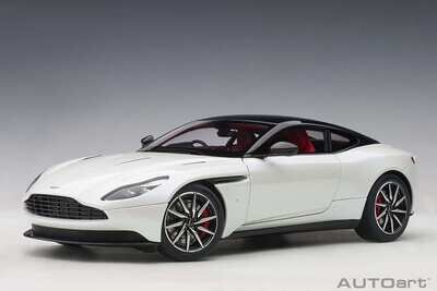 1:18 Autoart - Aston Martin DB11 (Morning Frost White)